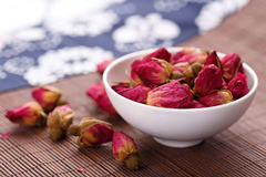 红巧梅玫瑰花茶有什么功效？可以美白淡斑吗？