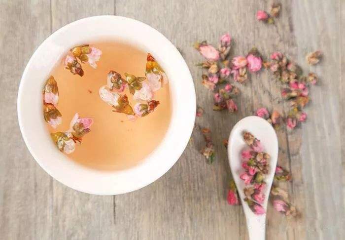 桃花枸杞茶有哪些功效呢？